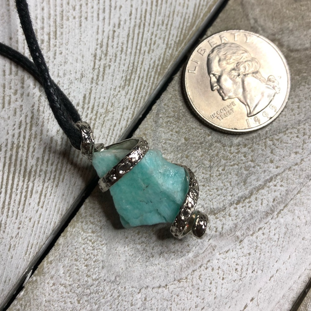 Authentic Peruvian Turquoise Stone Necklace. - image 5